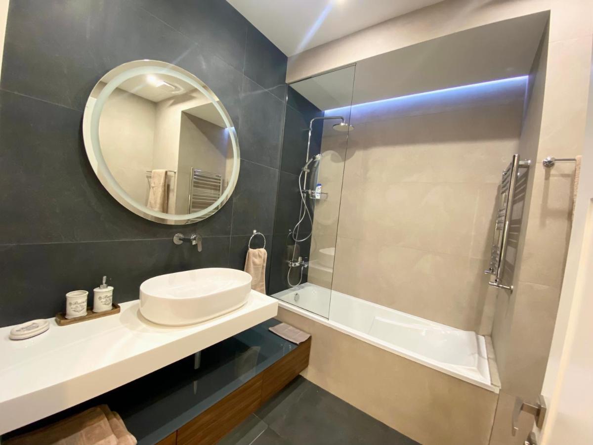 Heart Of Yerevan - City Center Luxury Apartments Exterior foto